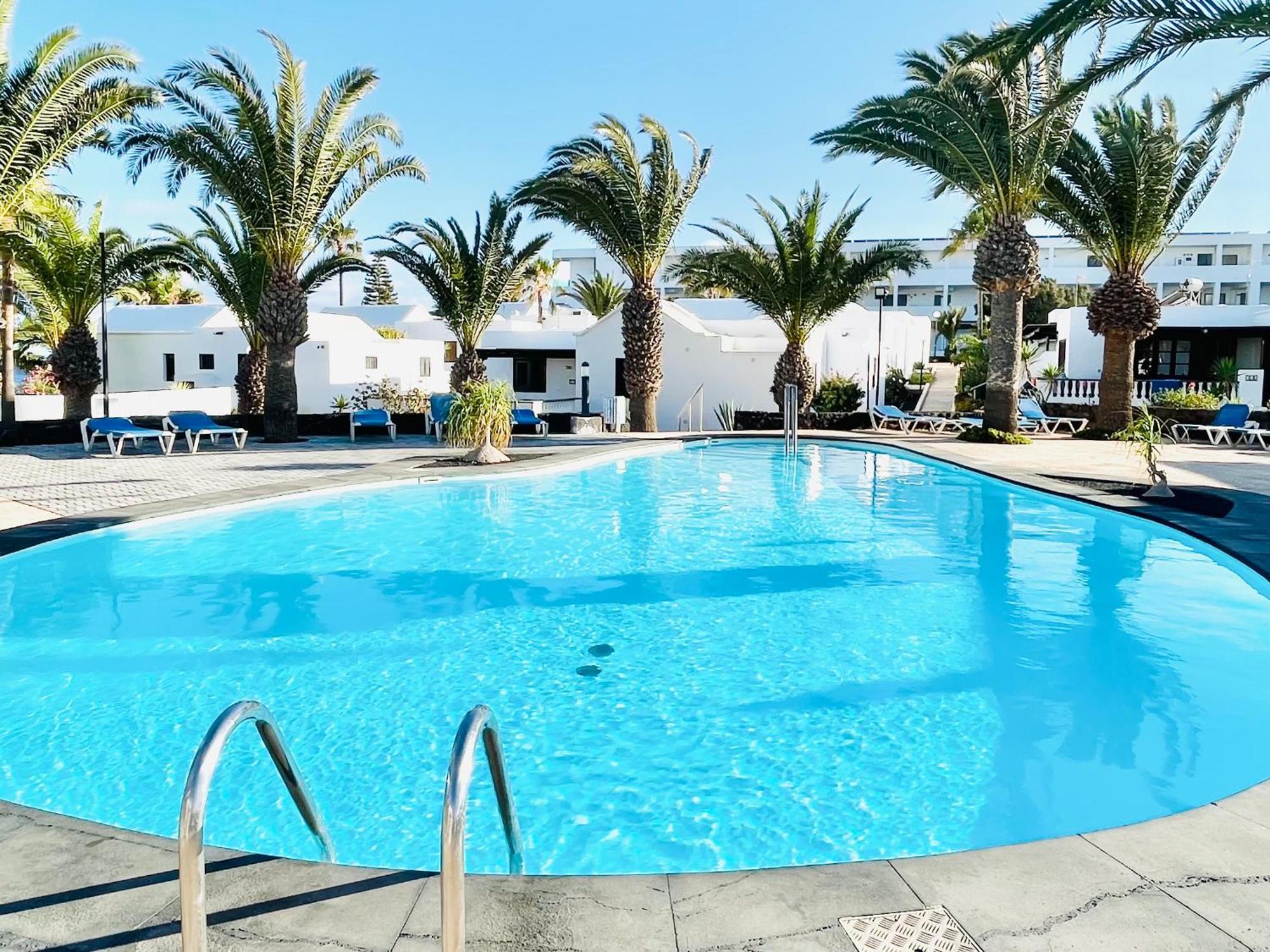Trinity House En Playa Bastian Villa Costa Teguise Exteriör bild